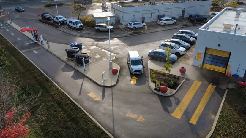 Entrance to Jet Auto Wash